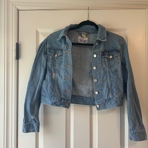 Levi’s Jean Jacket! Never worn!